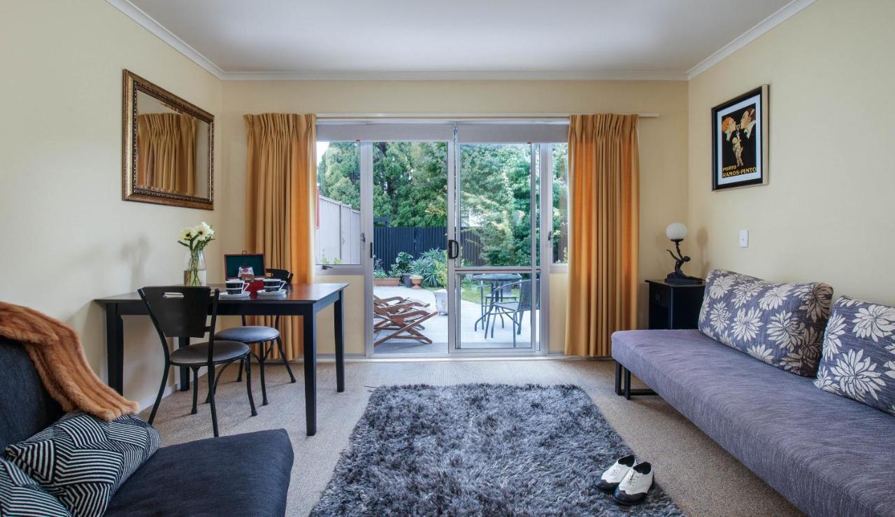 Clive Studios-Formally Clive Motel Ngoại thất bức ảnh
